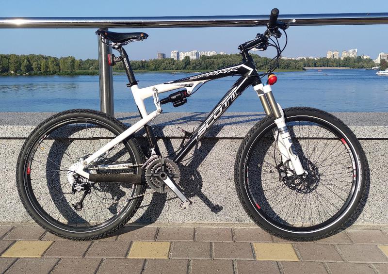 Scott spark 10 carbon hot sale