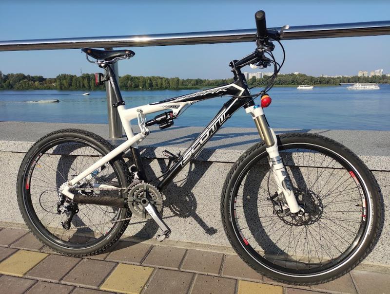 Карбоновый МТБ двухподвес SCOTT Spark 10 Carbon ( 26" ) рама "L ...
