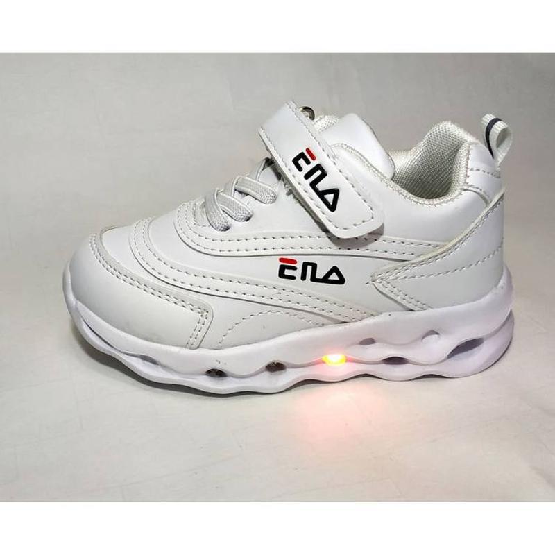 fila replika