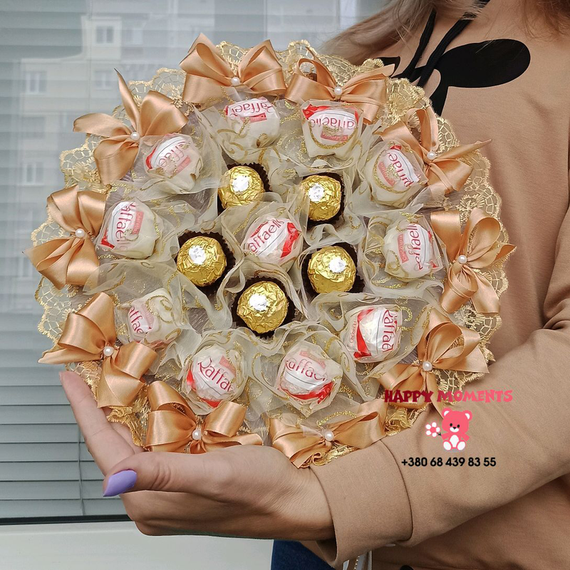 Букет з цукерок Ferrero Rocher і Raffaello, подарунок на день нар - 520 ...