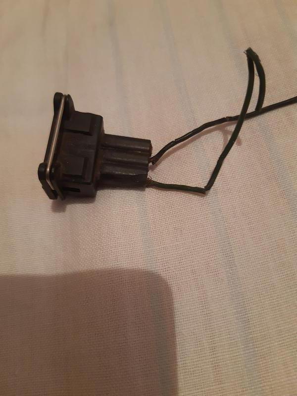 Клемма датчика присутствия воды в топливном фильтре: ціна 35 грн ...