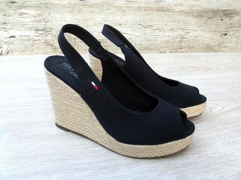 tommy hilfiger shoes mass