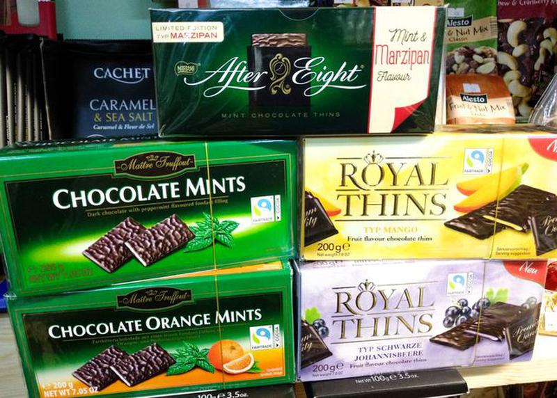 Шоколад после тренировки. Мятные шоколадки after eight. Конфеты шоколадные after eight со вкусом мяты, 200 г. After eight шоколад со вкусом мяты и апельсина. Шоколад с мятой американский.