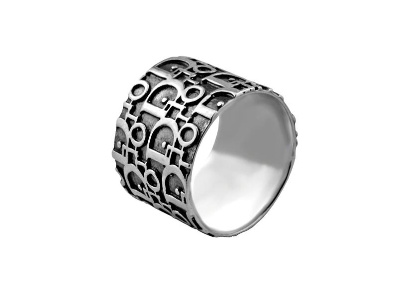 Кольцо серебряное Диор 100298, 18 размер