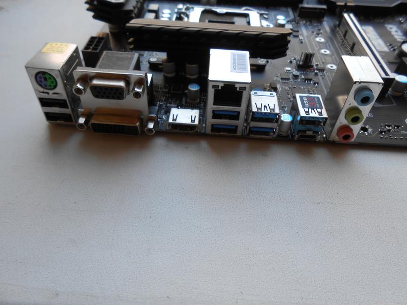 Topovaya Materinskaya Plata Na Sokete 1151 Msi Z270 Pc Mate M Kupit Nedorogo B U Na Izi