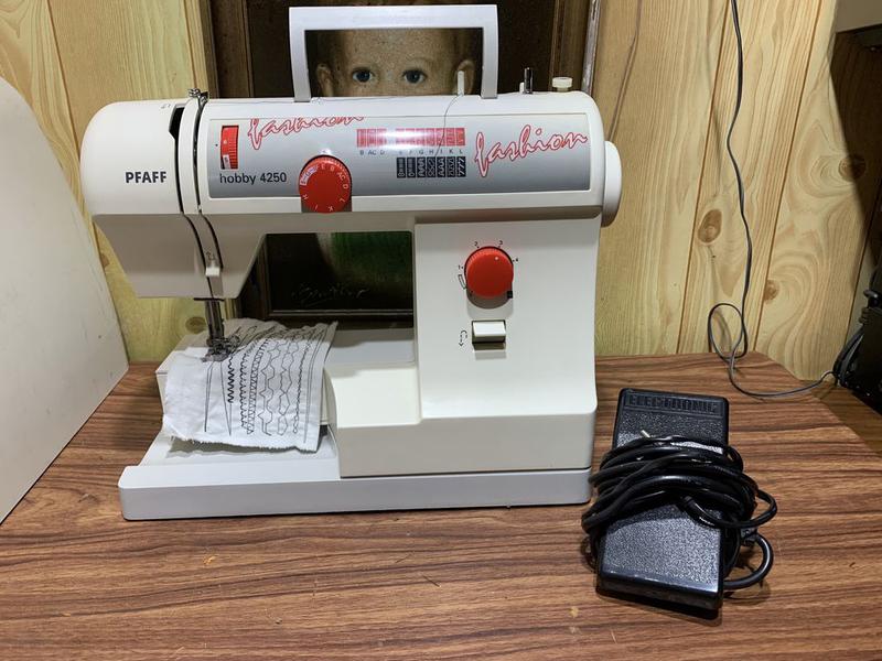 Продано Швейная машинку Pfaff hobby 4250 fashion. - 2199 ₴, купити на ІЗІ  (27969879)