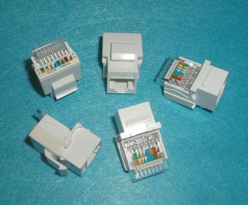 Модуль RJ45 Keystone для сетевых компьютерных розеток (под рам... цена