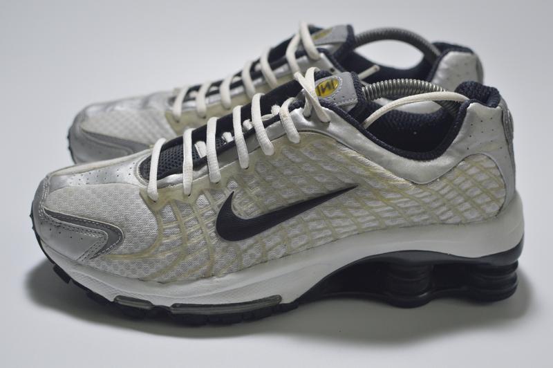 nike shox 2004