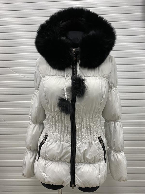 Женская зимняя пуховая приталенная куртка