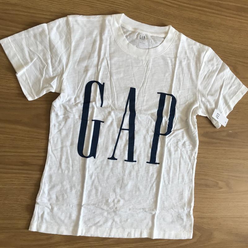 Zhenskaya Futbolka Gap S L Original Zhenskie Futbolki S Logotipom 409 Kupit Na Izi 400041