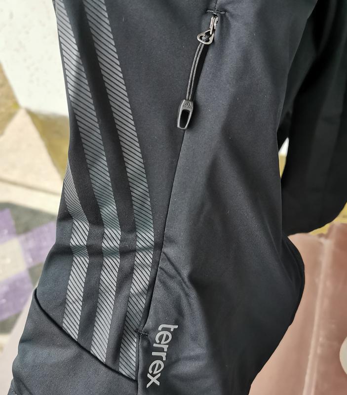 Ветровка куртка кофта adidas terrex windstopper s(42)ориг...: цена 682 грн купить Верхняя одежда на ИЗИ Винница