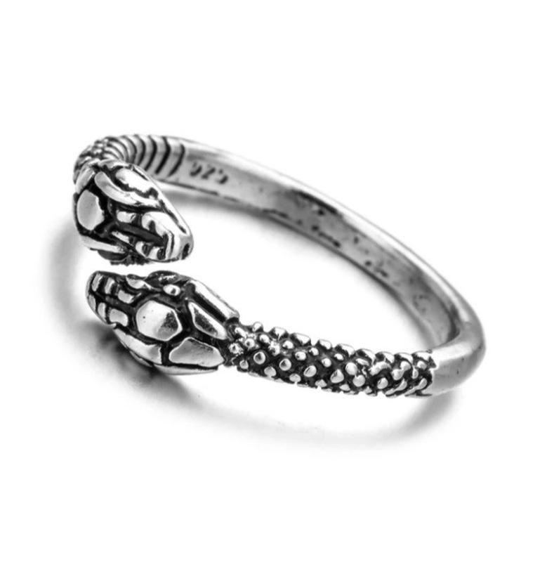 Женское кольцо бижутерия змея каблучка две головы