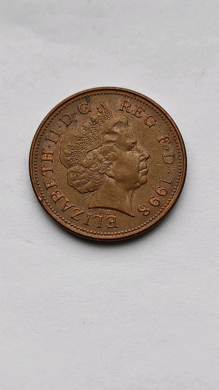 Продам монету Англии