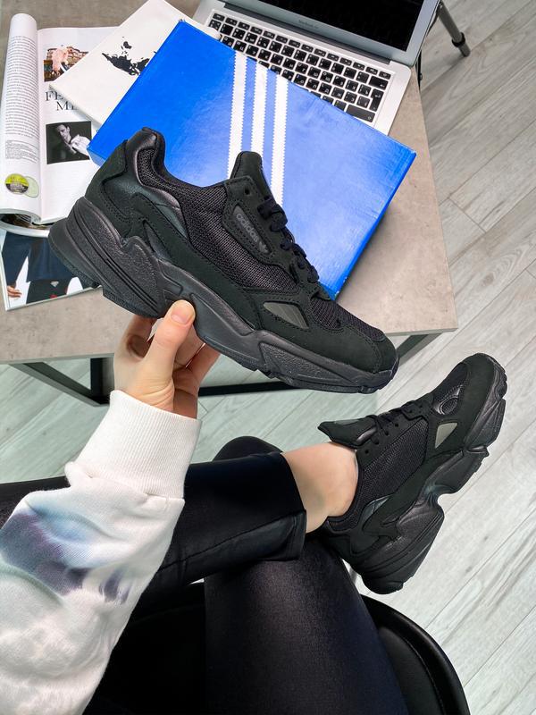 adidas falcon w g26880