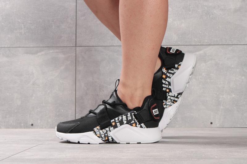 nike w air huarache city low prm