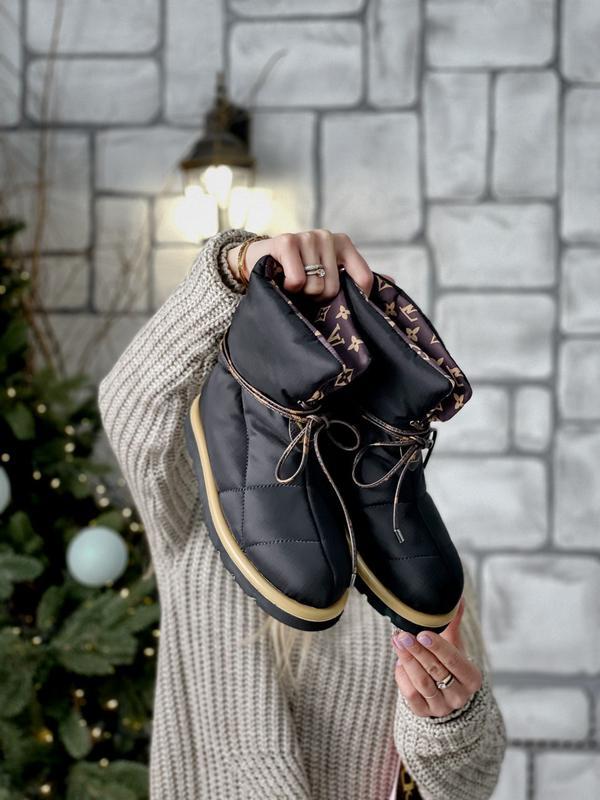 Louis Vuitton Womens Laureate Ankle Boot Black / Blue / Yellow EU 37.5 / UK  4.5 Leather ref.1005808 - Joli Closet
