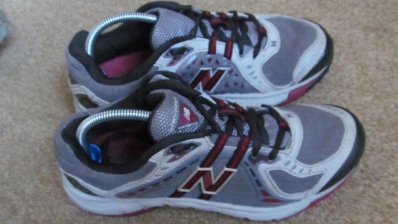 new balance 909