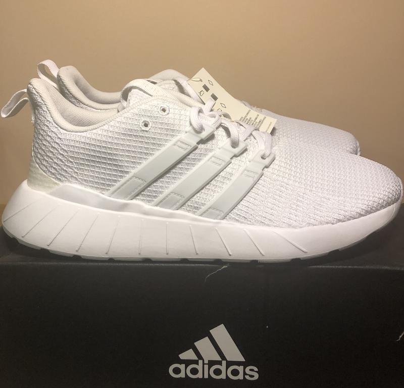 Women's cheap adidas questar