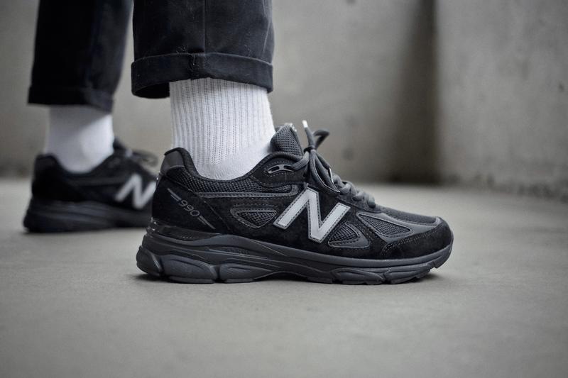 nb 990 black