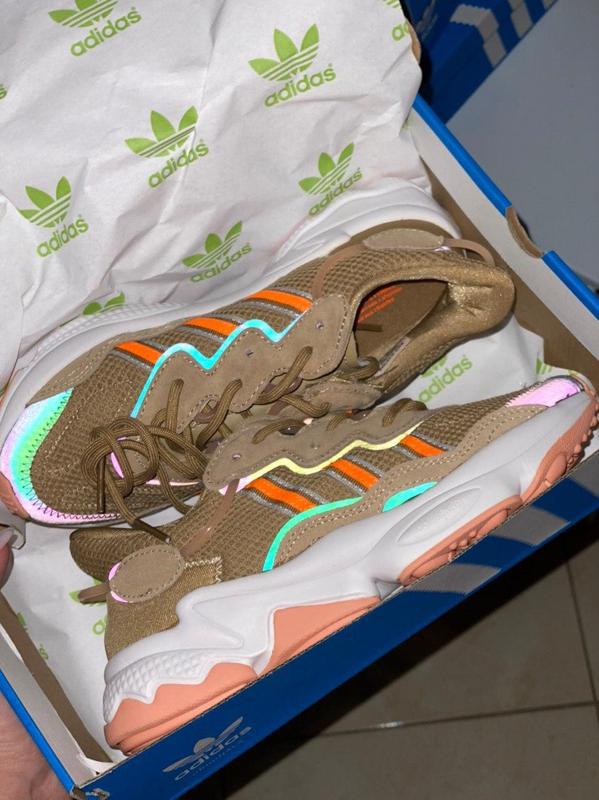 adidas ozweego camel