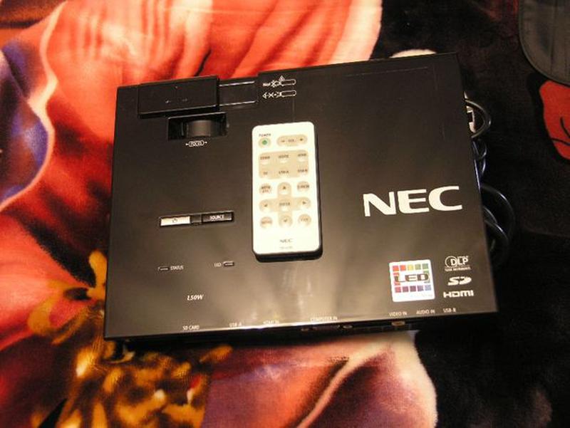 Yaponskij Led Dlp 3d Hdmi Hd Proektor Nec Np L50w 4700 Kupit Na Izi
