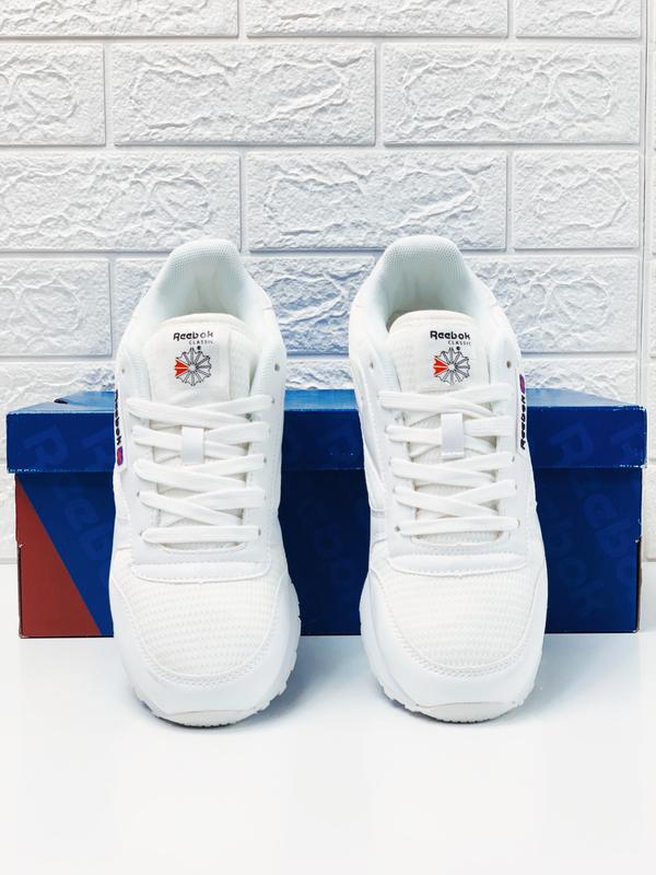 reebok l