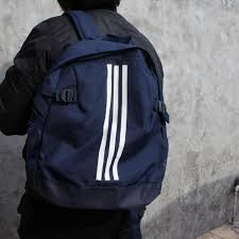 dm7680 adidas