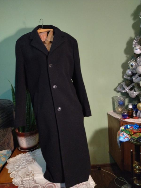 Стильное уютное мужское пальто из шерсти и кашемира чёрного цвета