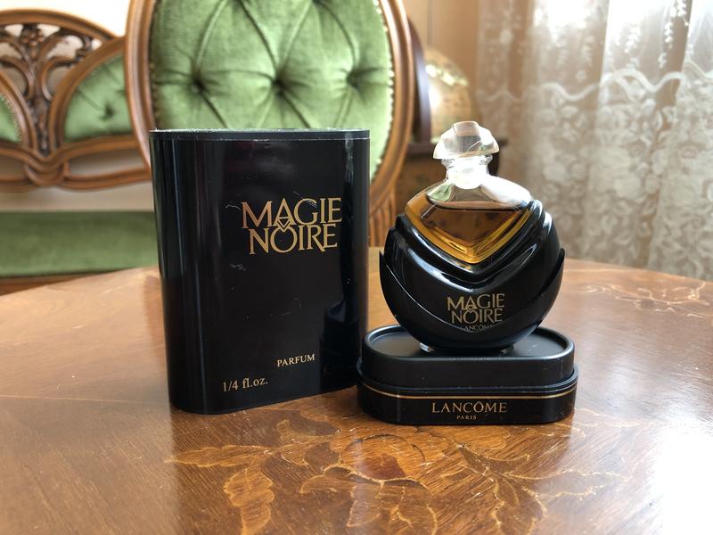 Духи магия. Lancome magie noire 7.5 мл. Lancome magie noire духи. Lancome magie noire EDP 7.5 ml. Lancome magie noire духи 7,5мл.