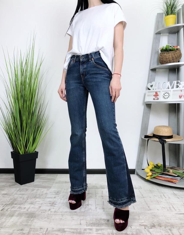 levis 525 04