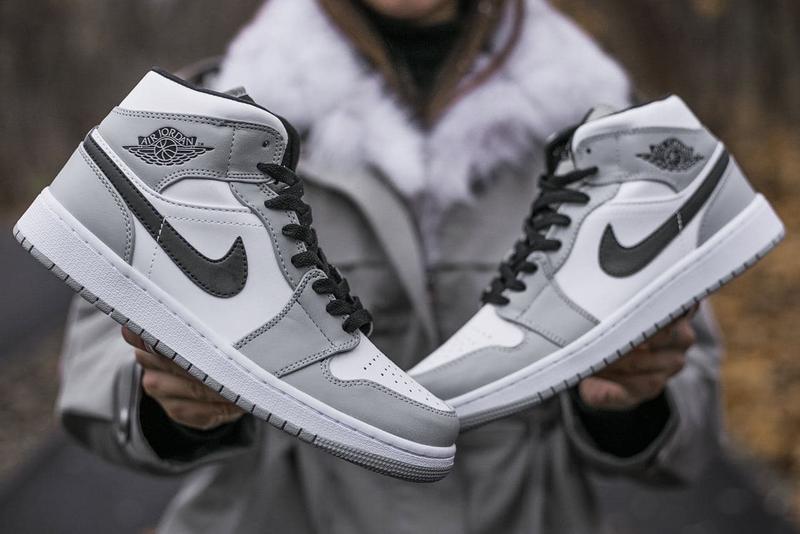 Jordan retro 1 store grey and white