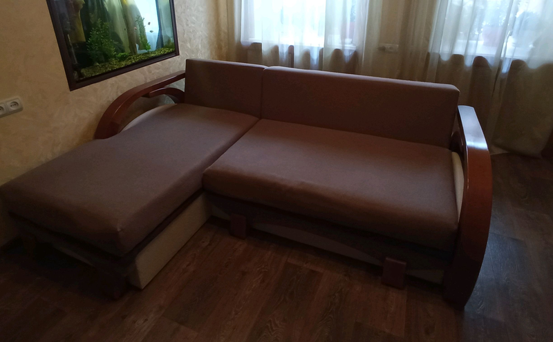 Продам диван недорого угловой