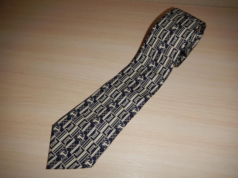 Стильный шелковый галстук lanvin