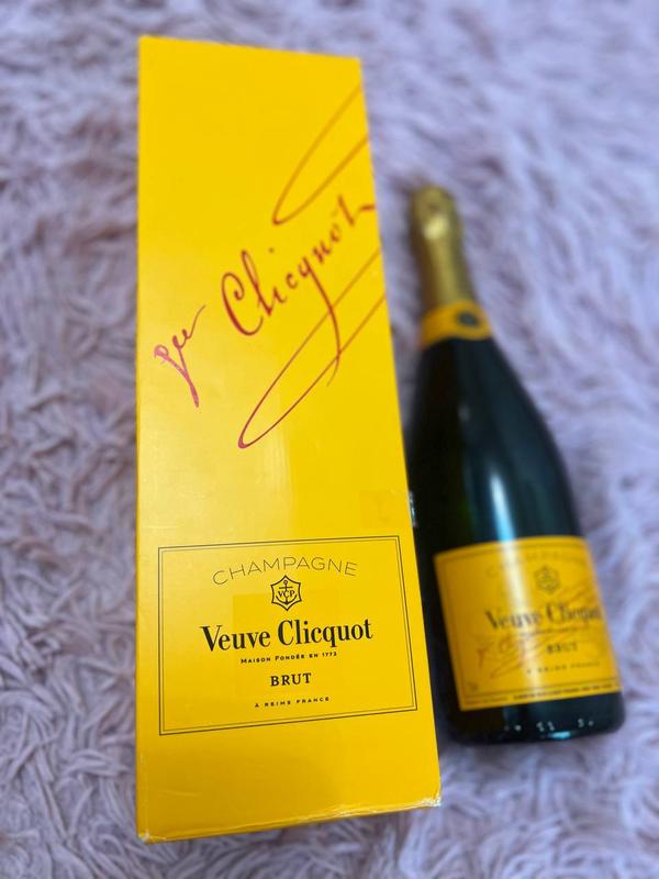 Шампанское veuve clicquot brut