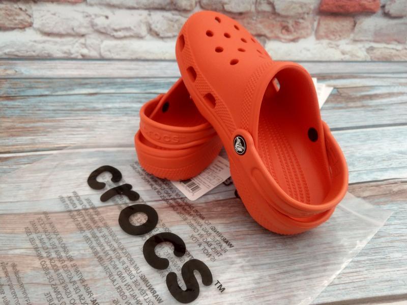 Crocs classic clearance tangerine