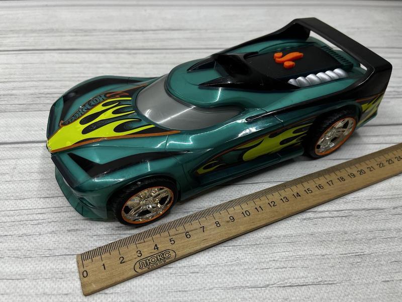 Большая машина hot wheels