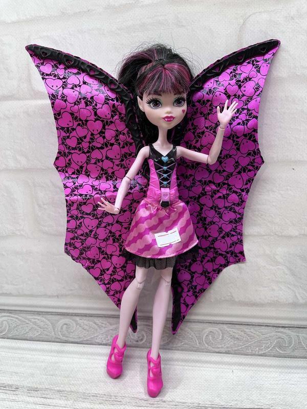 Кукла monster high монстер хай дракулаура с крыльями - купить недорого ...