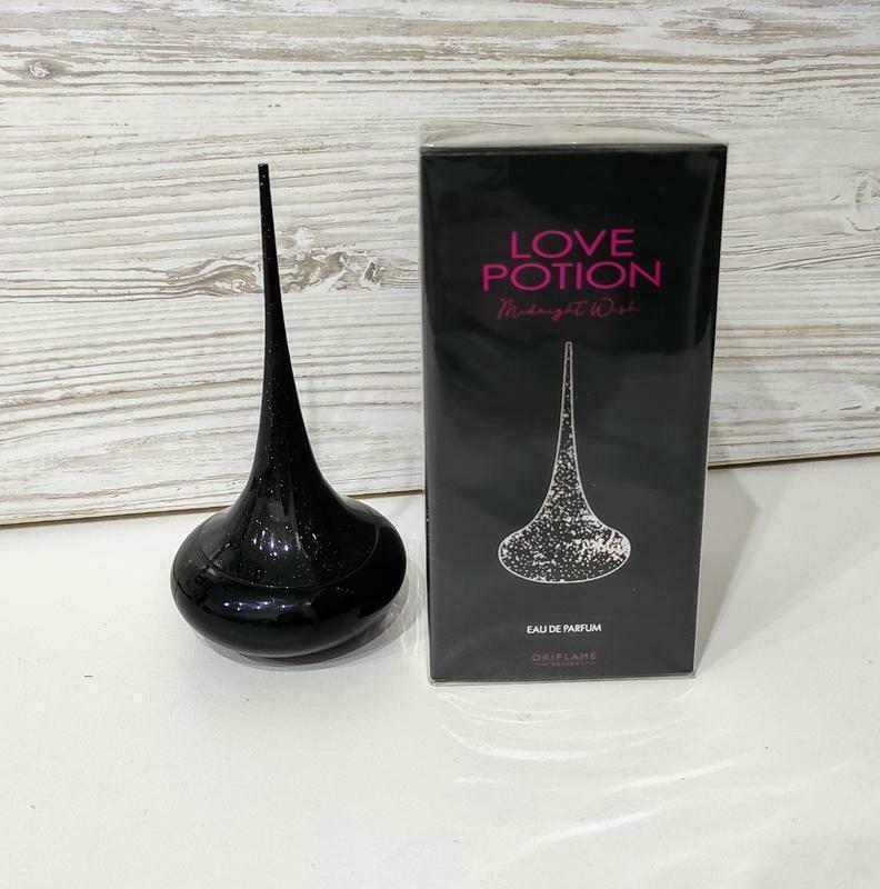 Love potion. Духи Oriflame Love Potion Midnight. Парфюмерная вода Love Potion Midnight Wish. Лав Поушен Миднайт Уиш Орифлейм. Парфюмерная вода Love Potion Midnight Wish Орифлейм.