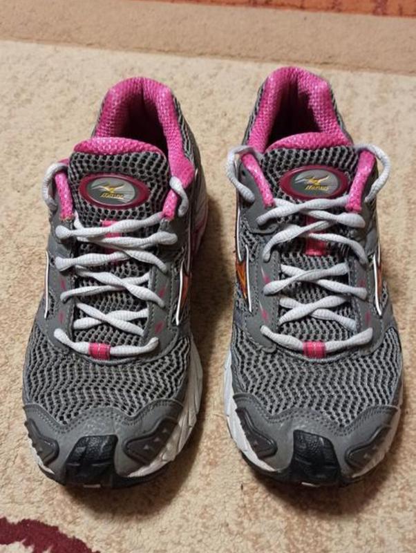 Mizuno wave best sale ascend 3 womens