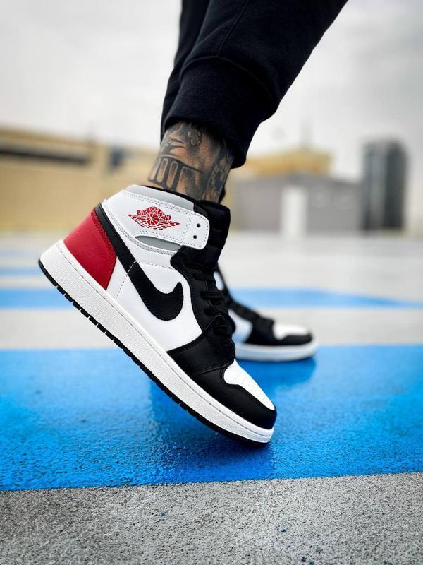 air jordan mid se union black toe
