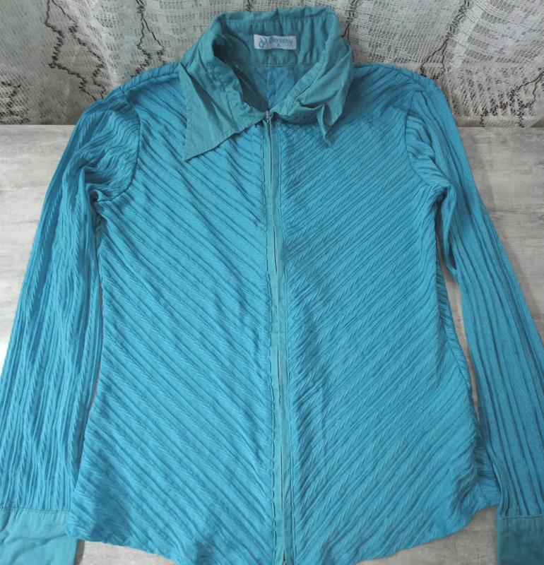Синяя кофта, свитер, рубашка на молнии