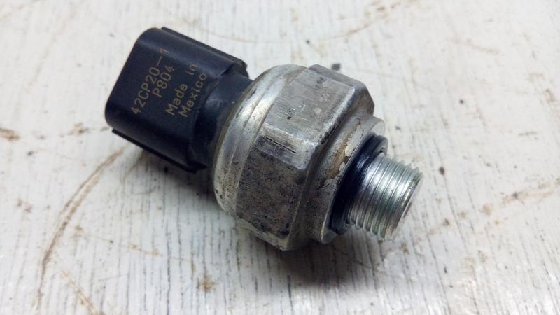 Датчик тиску кондиціонера Хонда Акорд 8, Honda Accord 8 2008-2...: ціна ...