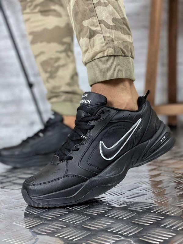 nike air monarch 42