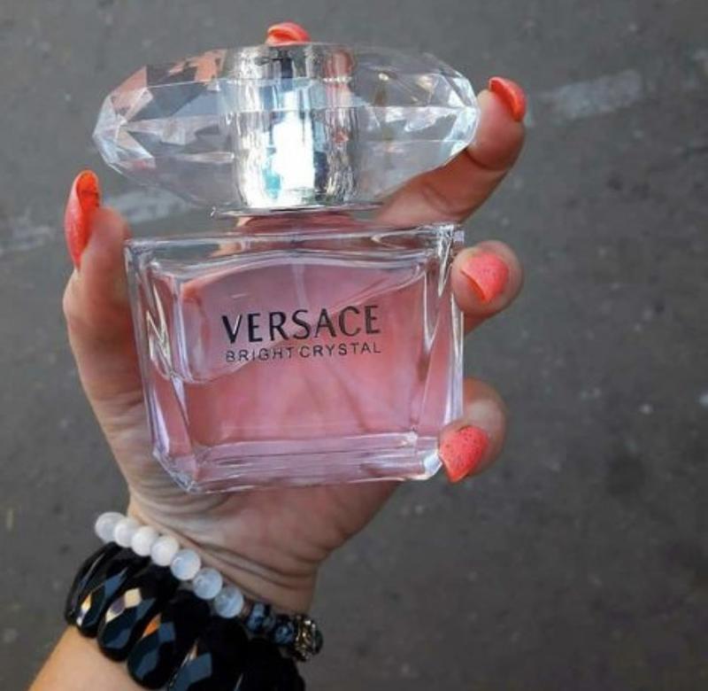 Версаче кристалл оригинал. Versace Bright Crystal 90ml. Versace Bright Crystal Tester. Версаче Брайт Кристалл тестер. Оригинал Версаче розовый тестер.