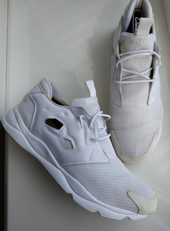 Reebok furylite store