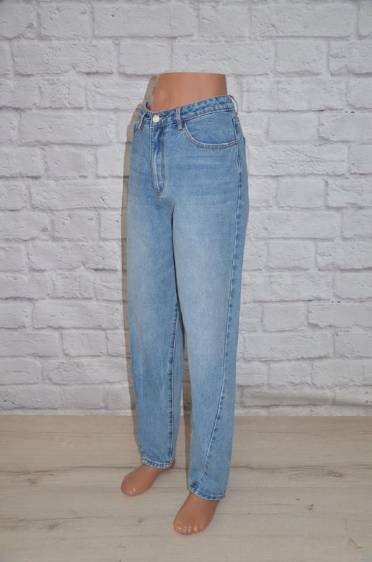 NWT MISSGUIDED riot high rise mom jean patch OFFicial mail order