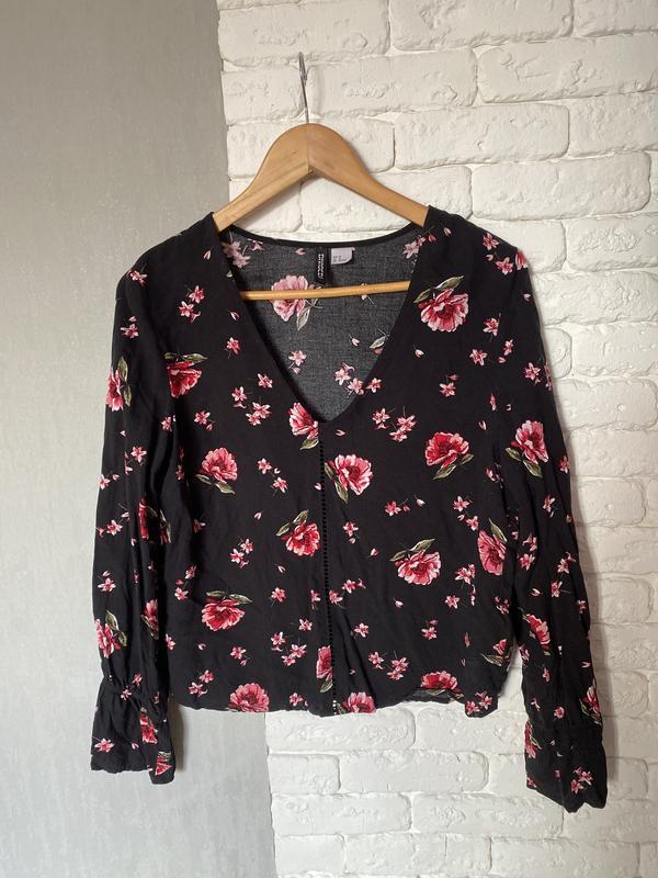 Блузка, блуза  цветочный принт, блуза у квіти divided от h&m, m