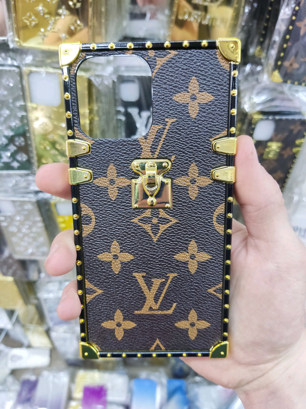 Louis Vuitton X Supreme iPhone 13 / 13 Mini / 13 Pro / 13 Pro Max