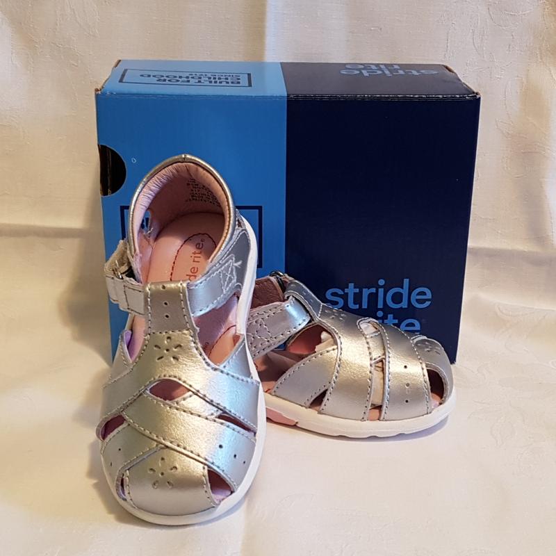 Stride rite hot sale tulip sandal