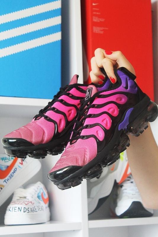 pink tn vapormax